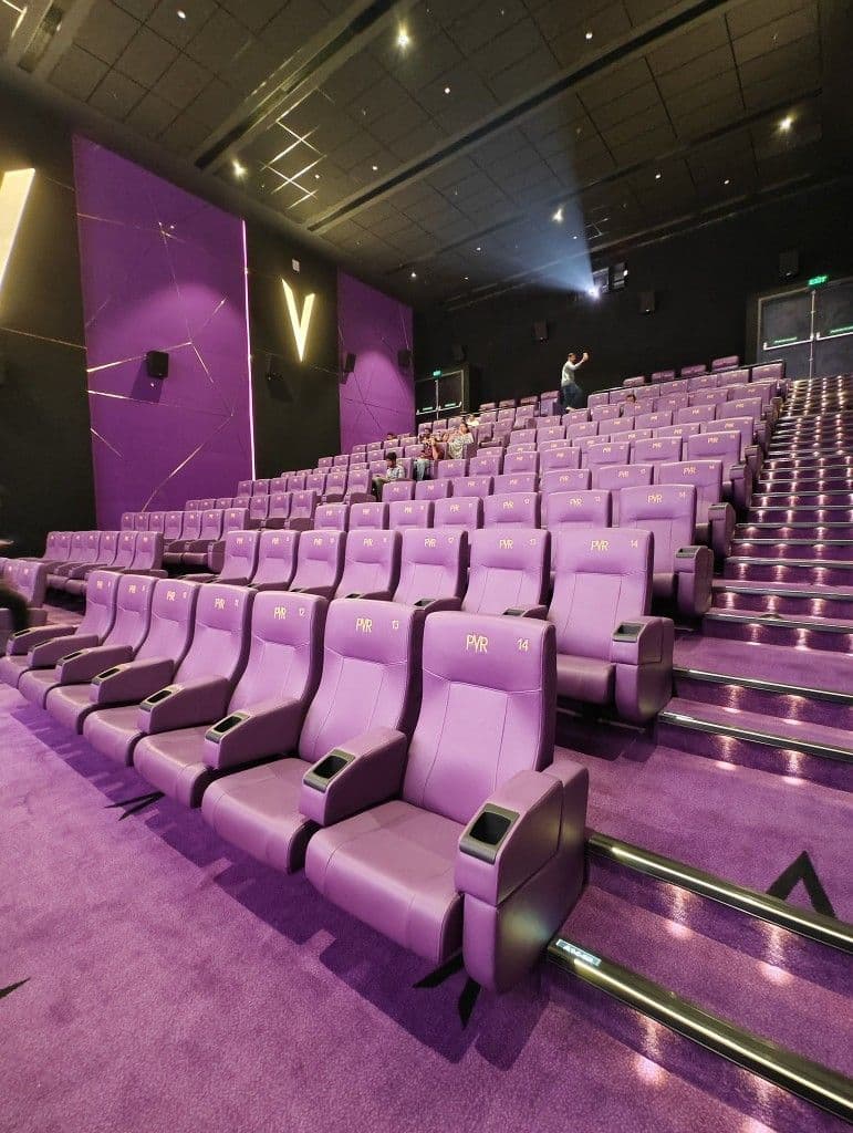 Premium home-theatre-seating